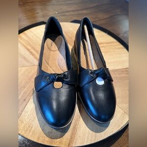 Clarks Black Women's Flats with Bow Detail